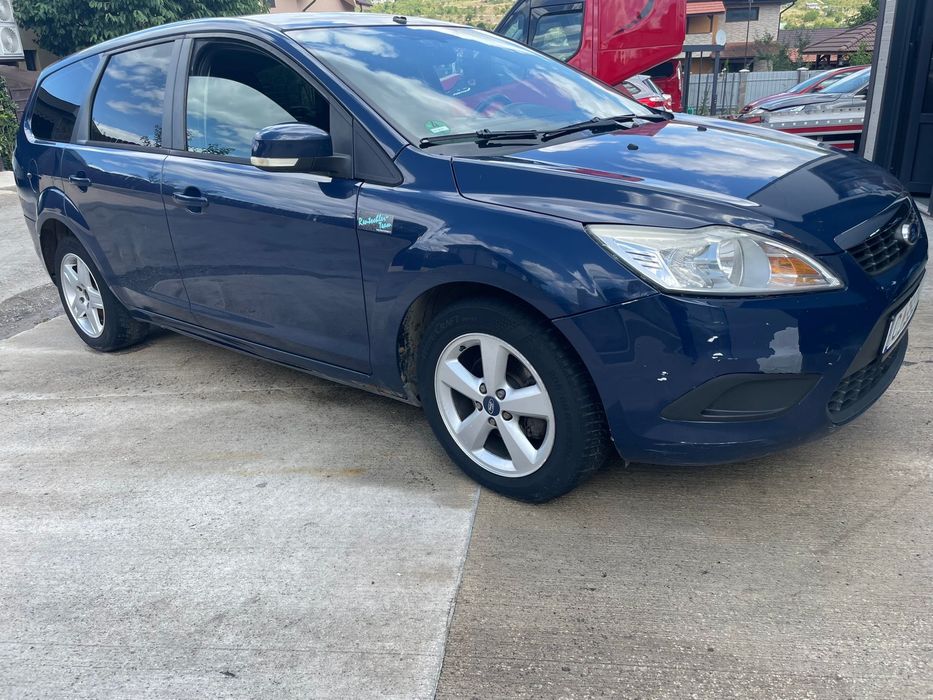 FORD Focus 2010 — imagine 3