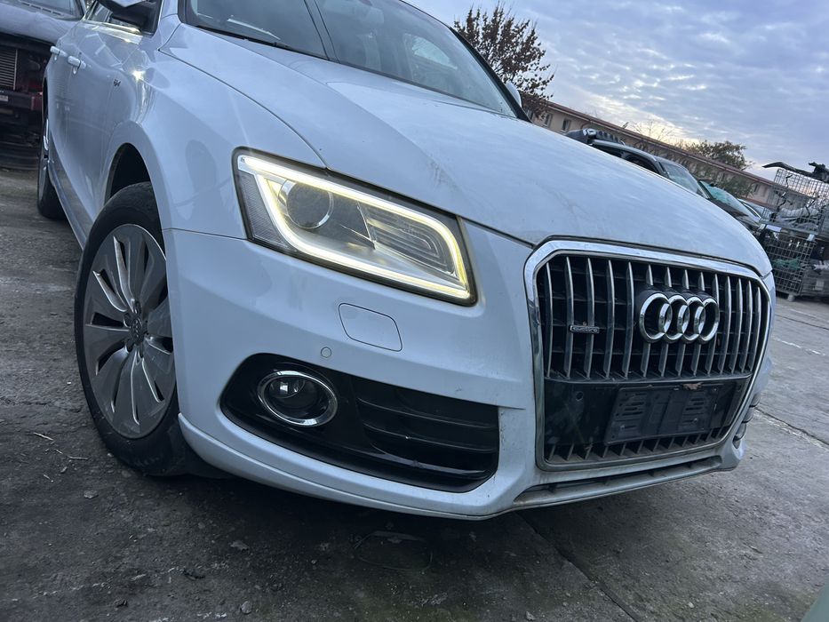 Far led dreapta Audi Q5 8R  facelift 2014