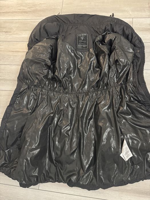 Geaca neagra guess xs 100%originala lunga cambrata