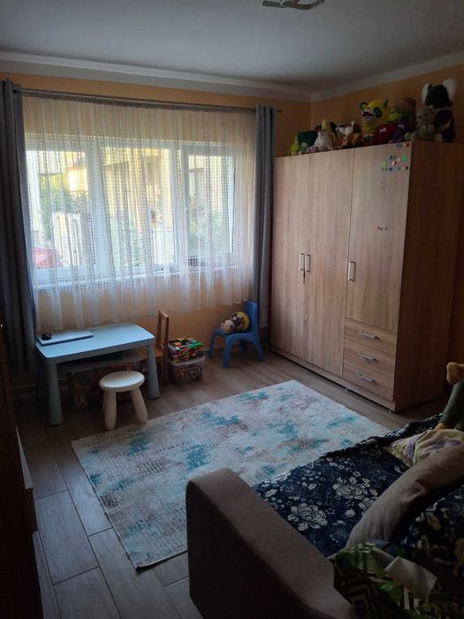 Vand sau schimb apartament cu 2 camere 53mp parter decomandat cu apartament cu 3sau 4 camere