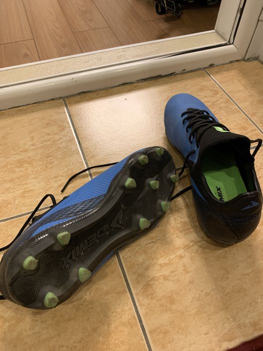 Продам Бутсы !!!