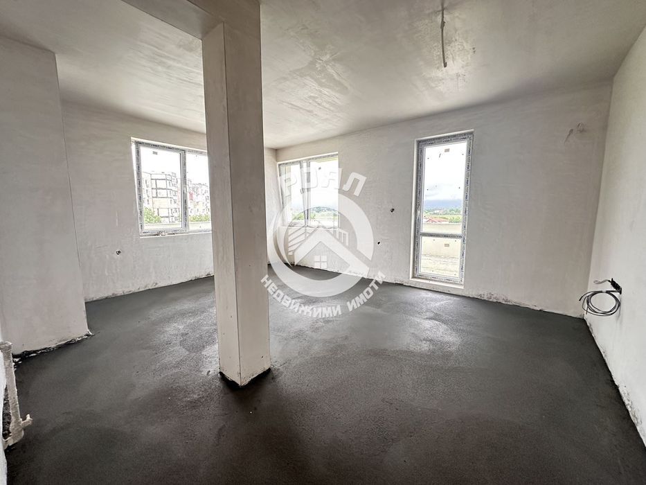 Продава се Тристаен апартамент в Пловдив, Христо Смирненски - 119 кв.м за 1093 €/кв.м - Снимка #6