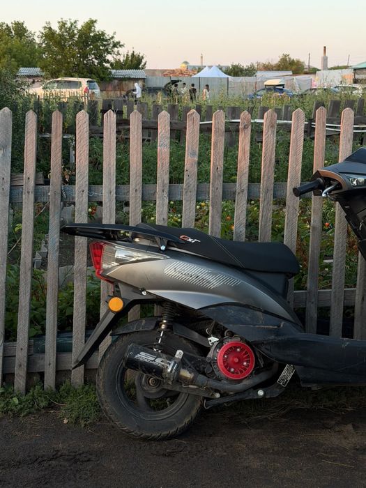 Продам мопед м12