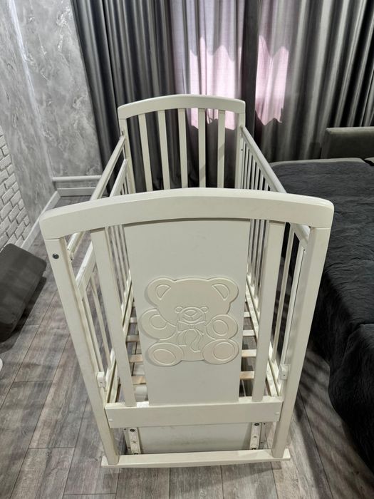 Детская кроватка