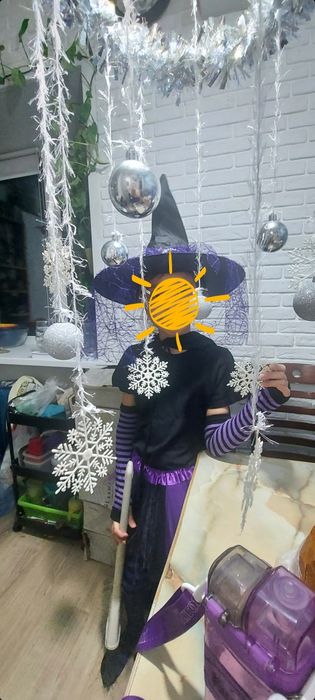 Продам костюм ведьмочки
