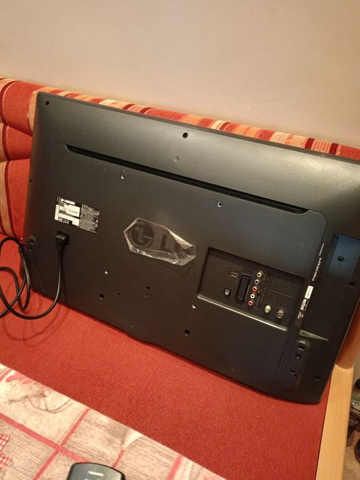 Телевизор LG 32 от Швейцария