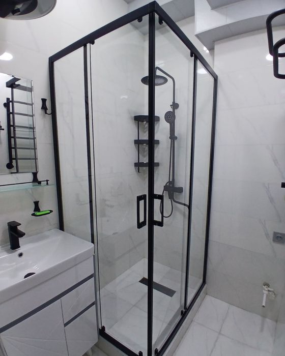 Душевая кабина и стеклянные перегородки самые качественные