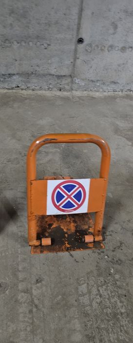 Паркинг скоба      .