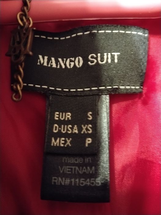 Pardesiu dama Mango