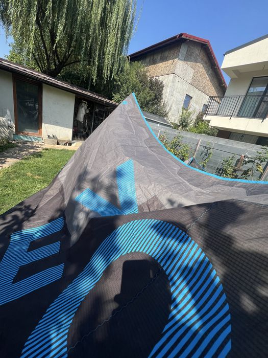 Zmeu/Kite Duotone(North) EVO 10m 2019 + bara