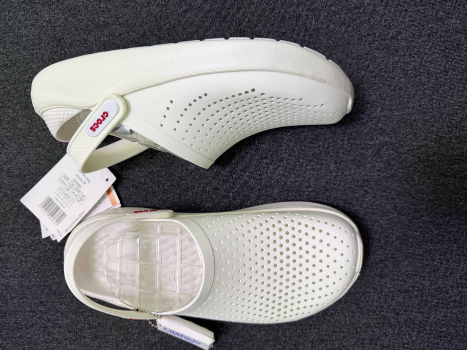 Crocs Vietnam sotiladi