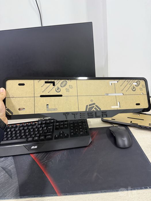 Подномер под заказ, 3D шрифт, Tesla, Toyota