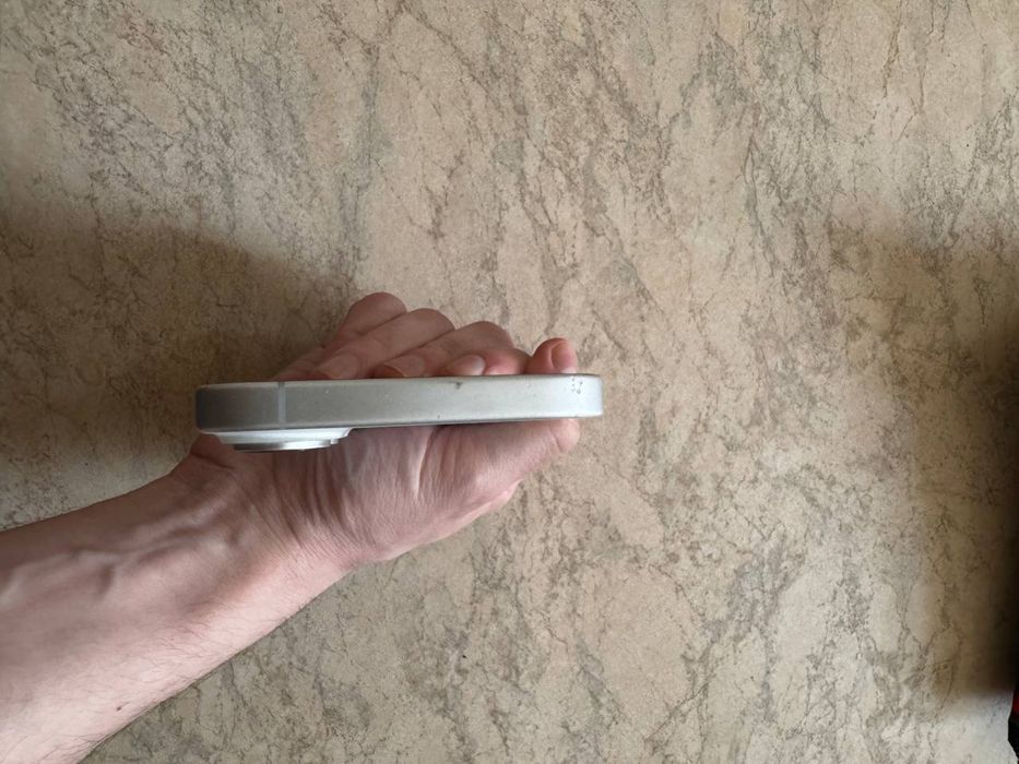 Iphone 17 256 gb срочно!