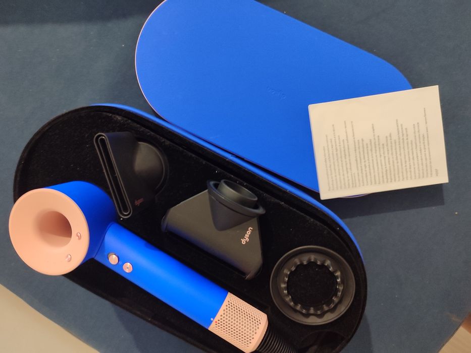 Продам оригинальный фен Dyson