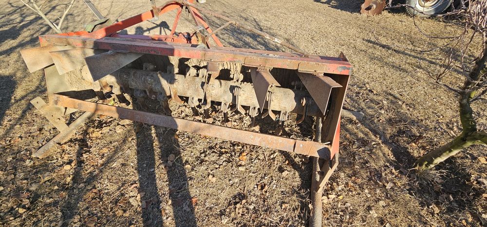 Vand utilaje agricole