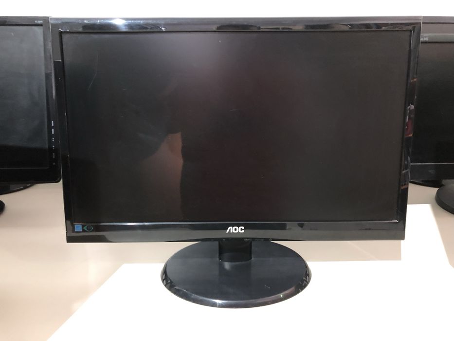 Monitor Calculator PC; Diverse Monitoare