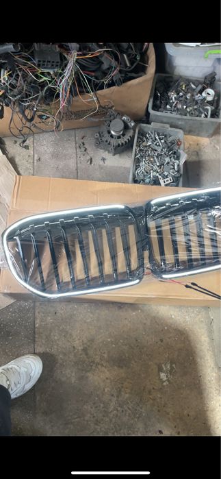 Grilă LED BMW Seria 7 G11/G12 – Aspect Premium, Iluminare Modernă