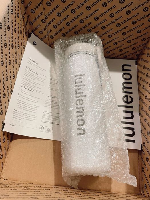 Sticla de apa lululemon