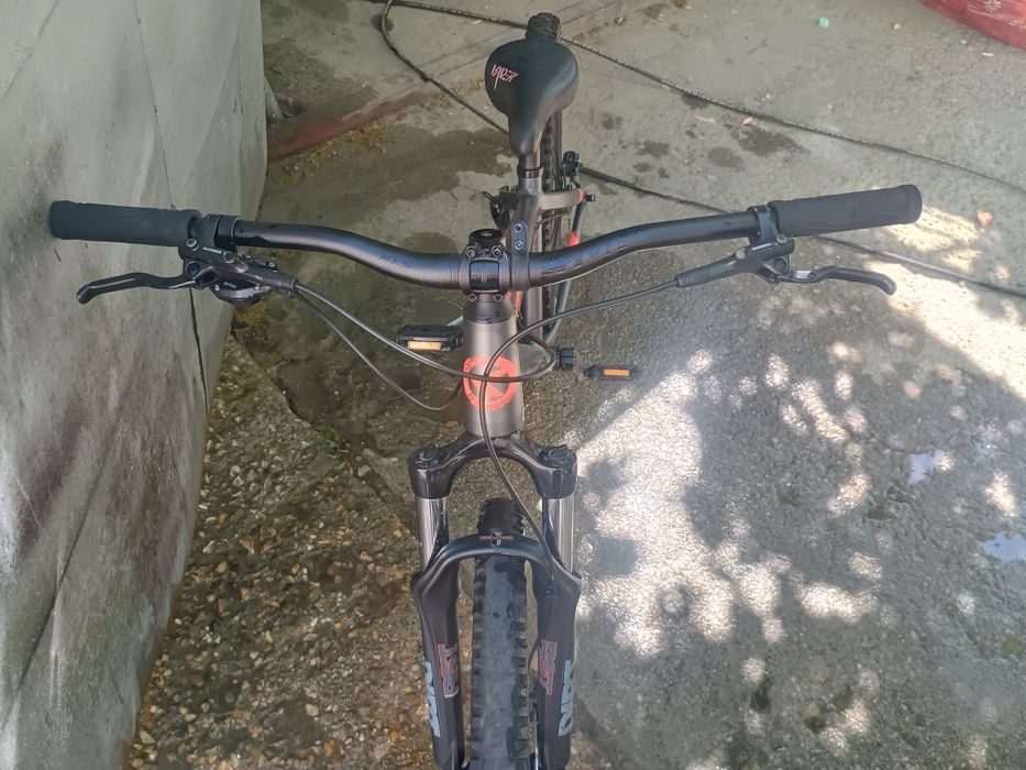 Продавам колело  Kelly's