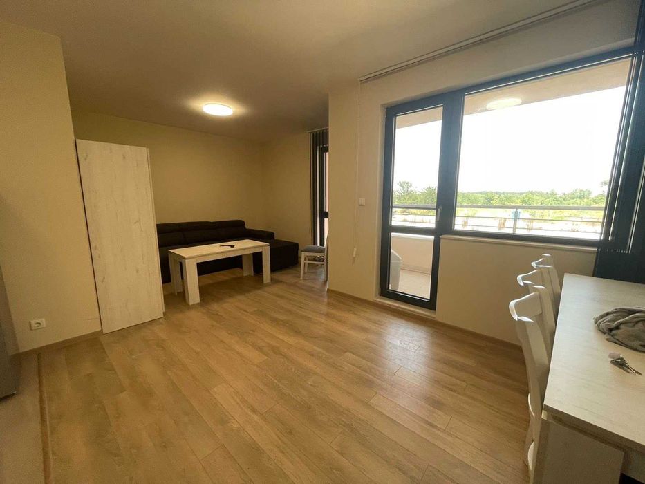 Дава се под наем Двустаен апартамент в Пловдив, Остромила - 68 кв.м за 357 € - Снимка #1