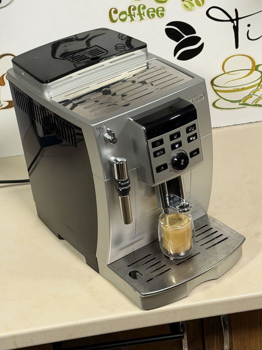 Кафемашина кафе автомат delonghi magnifica S с гаранция