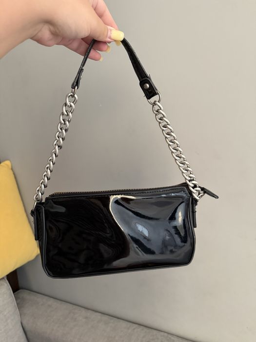 Черная сумка Stradivarius!