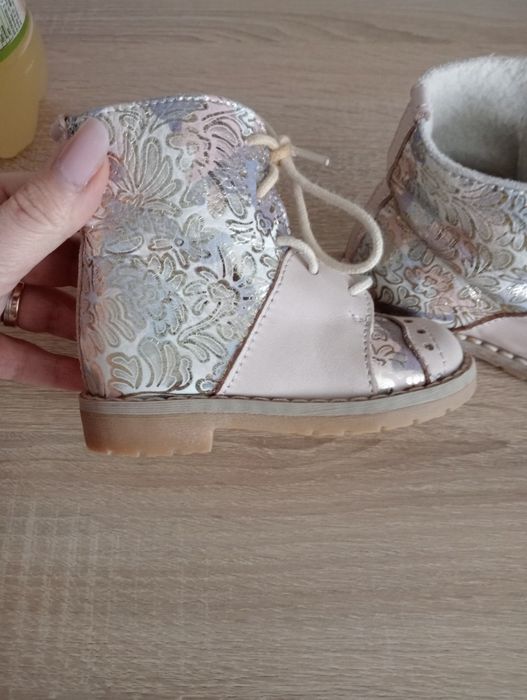 Ghetuțe imbranite Ariana Shoes