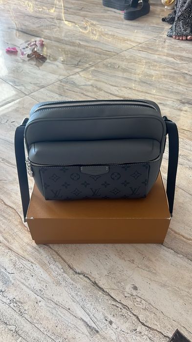 Geanta Louis Vuitton x Out Door Messenger Taigarama