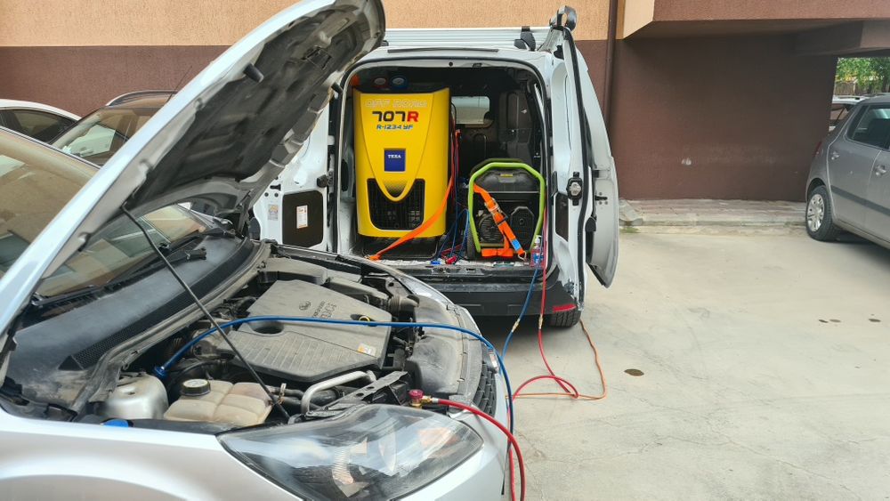 Incarcare freon  auto  – diagnoză + freon profesional la domiciliu