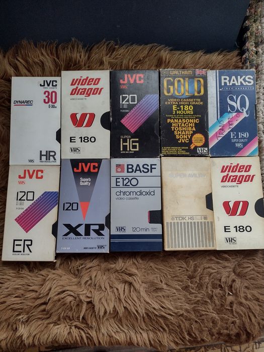 Видео и Аудио касети.