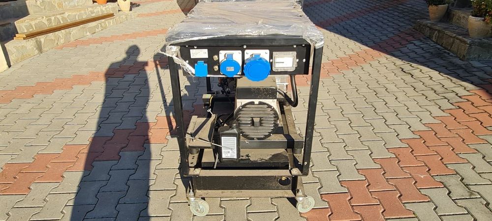 Se vinde ce se vede in poze