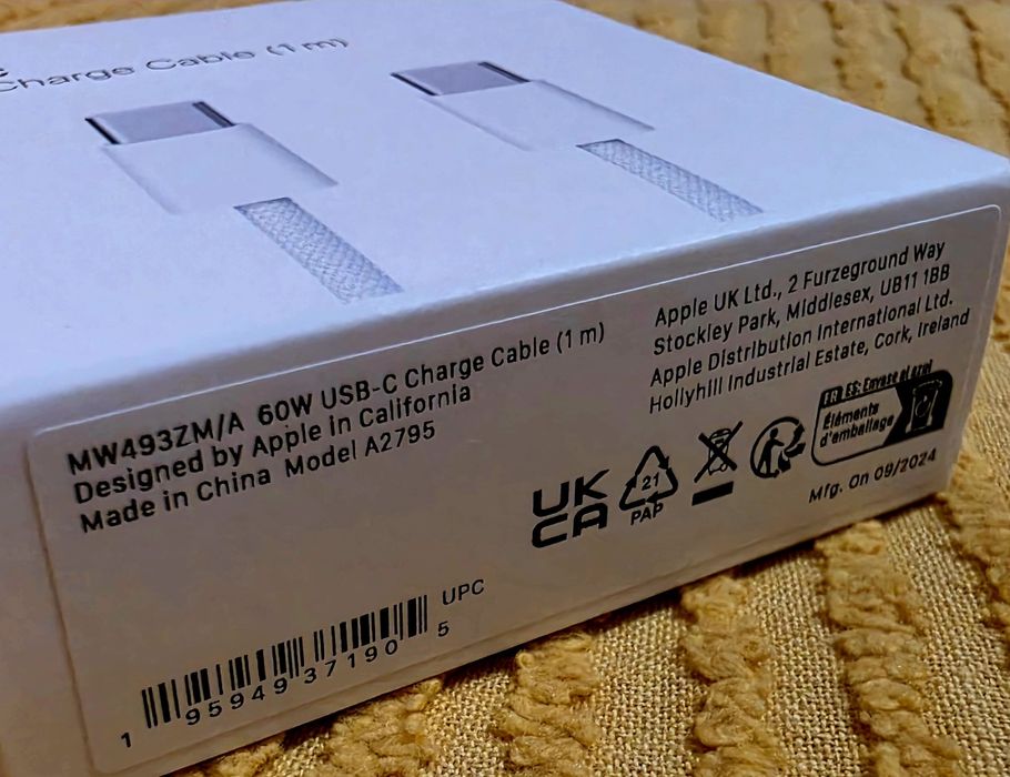 Cablu textil tip C original Apple iPhone 17.
