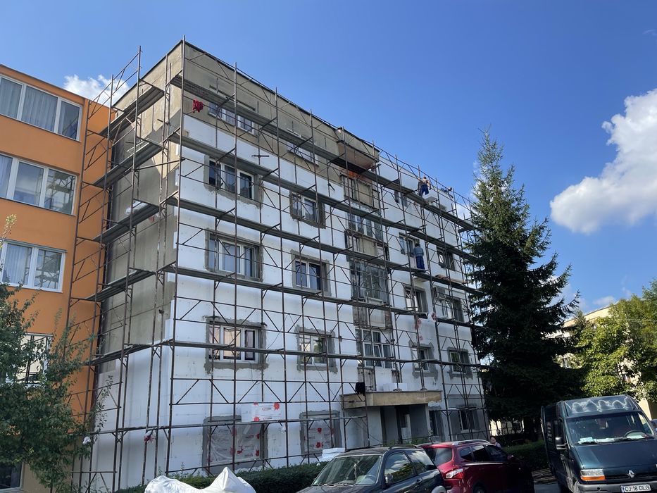 Inchiriez schele metalice