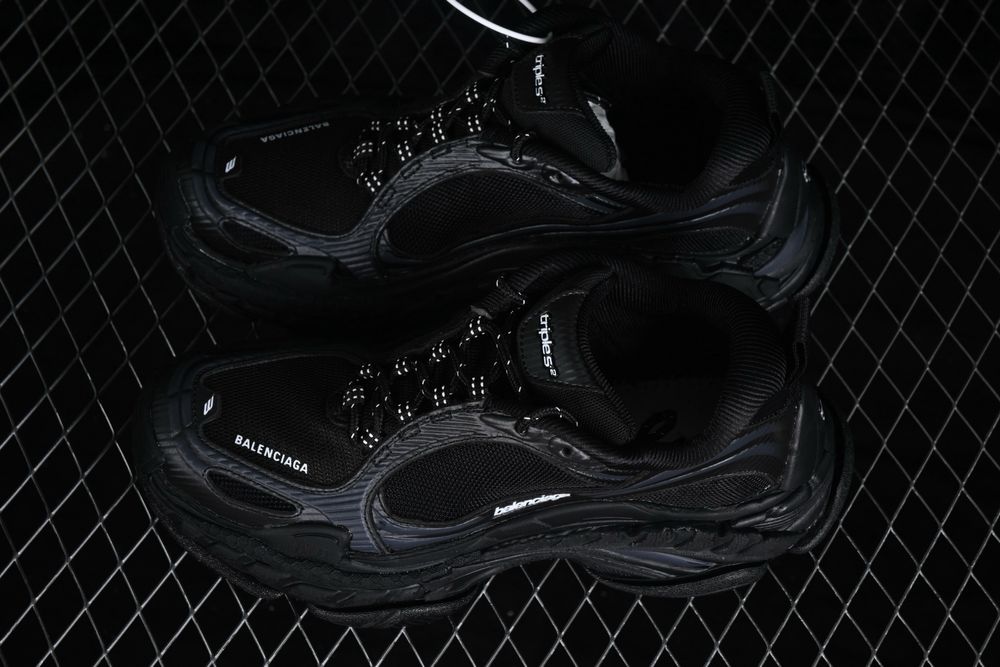 Balenciaga Triple S 2 Gradient Mesh