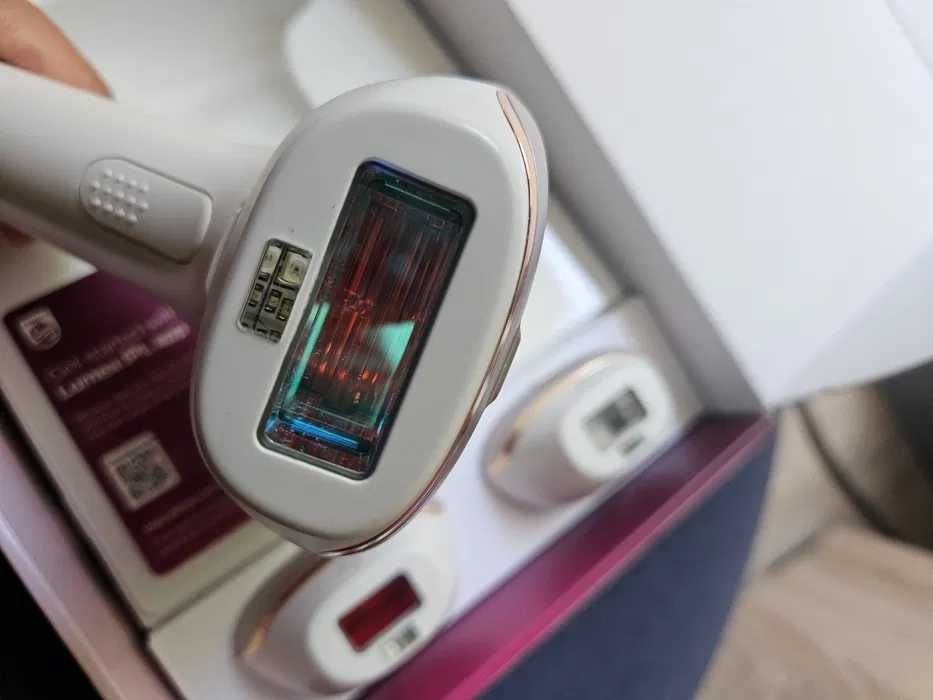 Фотоепилатор Philips Lumea SC1998/00 + приставки