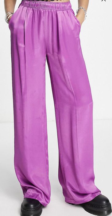 Bershka- панталон сатен