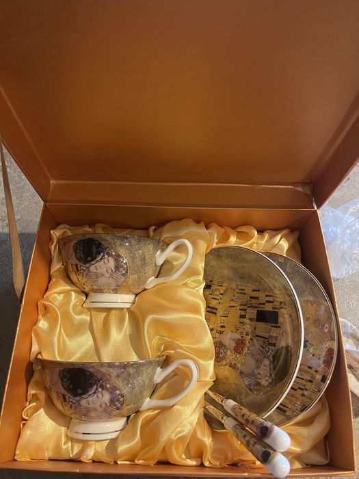 Луксозен порцеланов сервиз Густав Климт – Fine Bone Porcelain