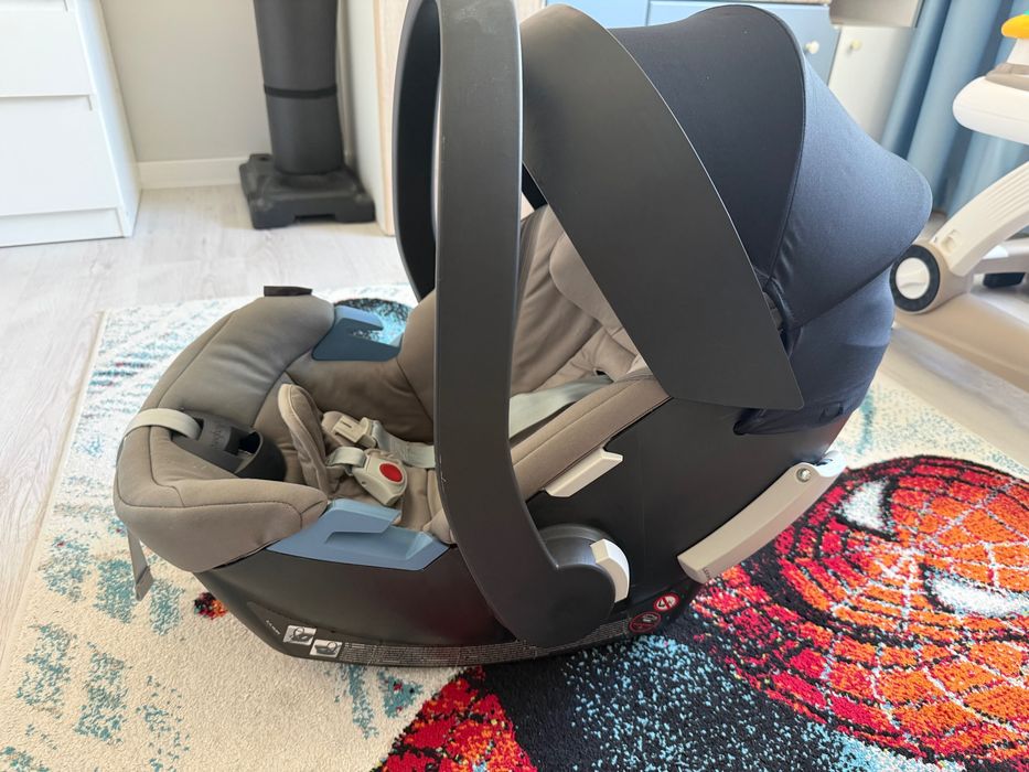 Кошче за кола за новородено Cybex Aton 5
