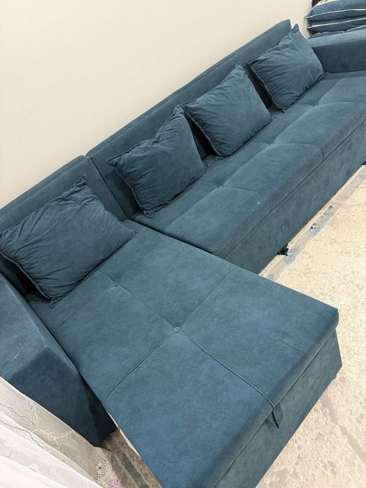 Продаю диван 3м, угловой