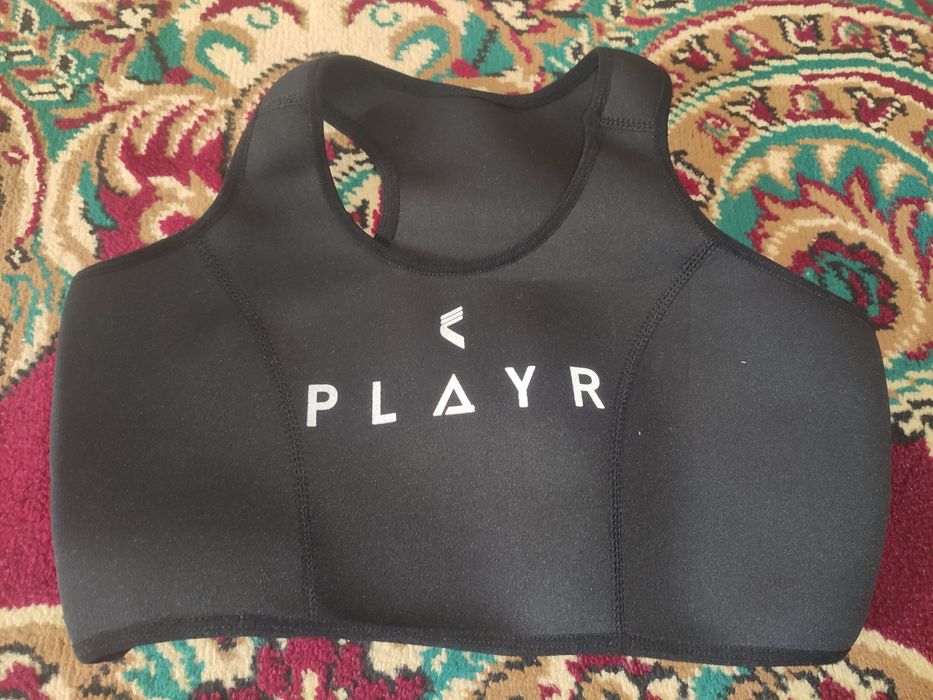 Футбольная жилетка для надевания