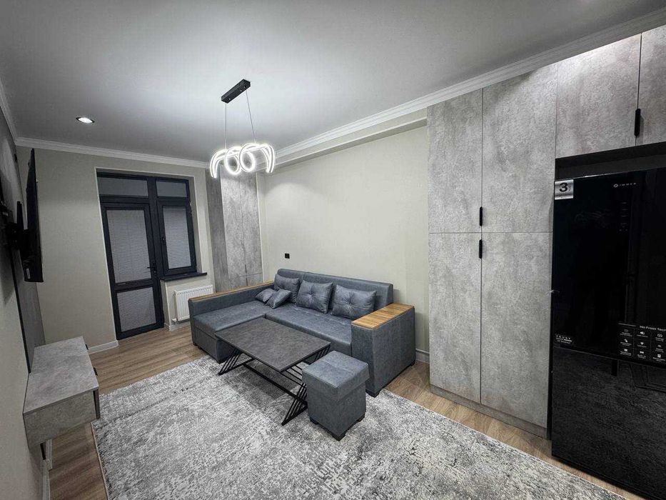 Юнусабад-13: Новостройка, 2/5/8, кирпич, авторский ремонт !