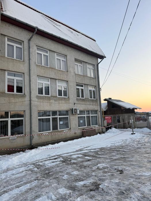 De inchiriat spatii diverse