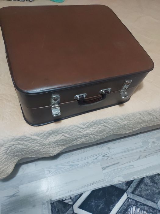 Vând acordeon delicia 120 basi