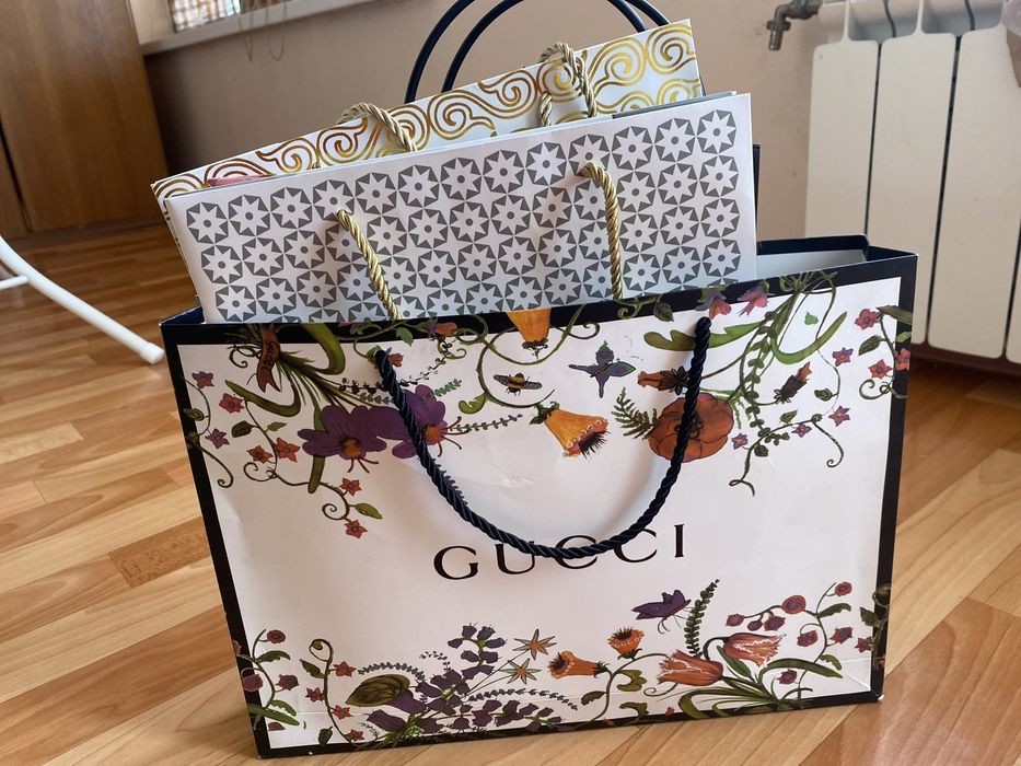 Подарочные пакеты