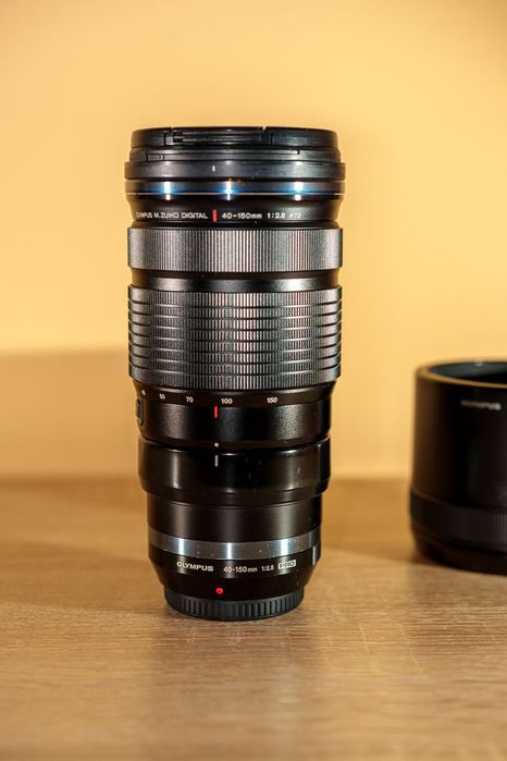 Olympus 40-150mm f/2.8 PRO (Opțional: Teleconvertor 1.4x)