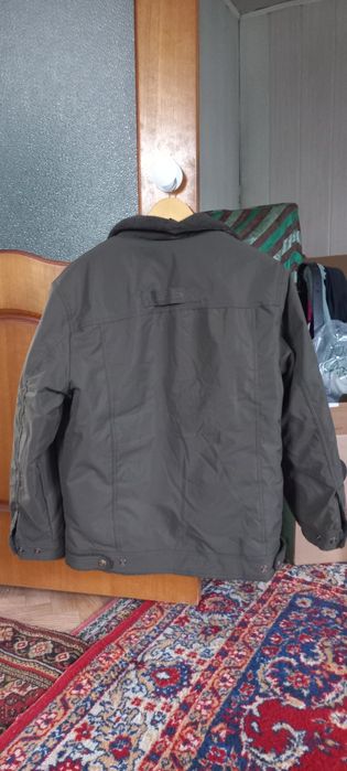 Куртка демисезонная