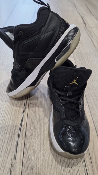 AirJordan Stay Loyal 3, mar 38.5 (EU 36]