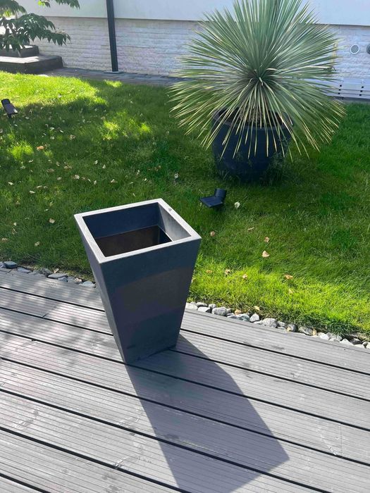 Vază / ghiveci exterior antracit, 55 cm, 8 bucăți disponibile