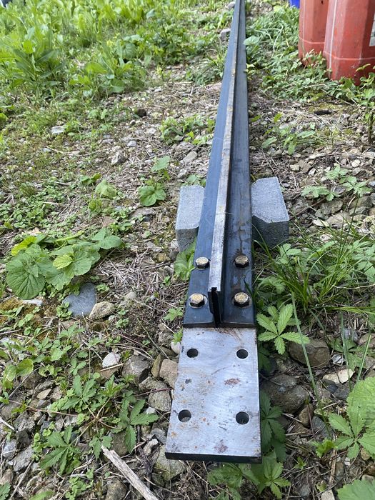 Grinzi din otel special profil T