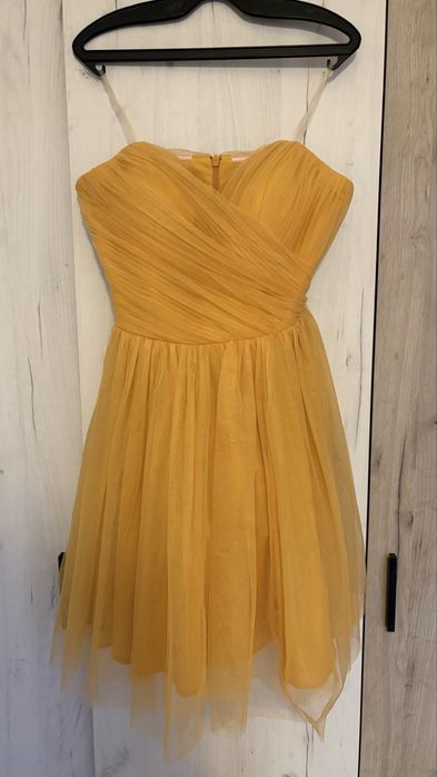 Рокля 6ixty 8ight